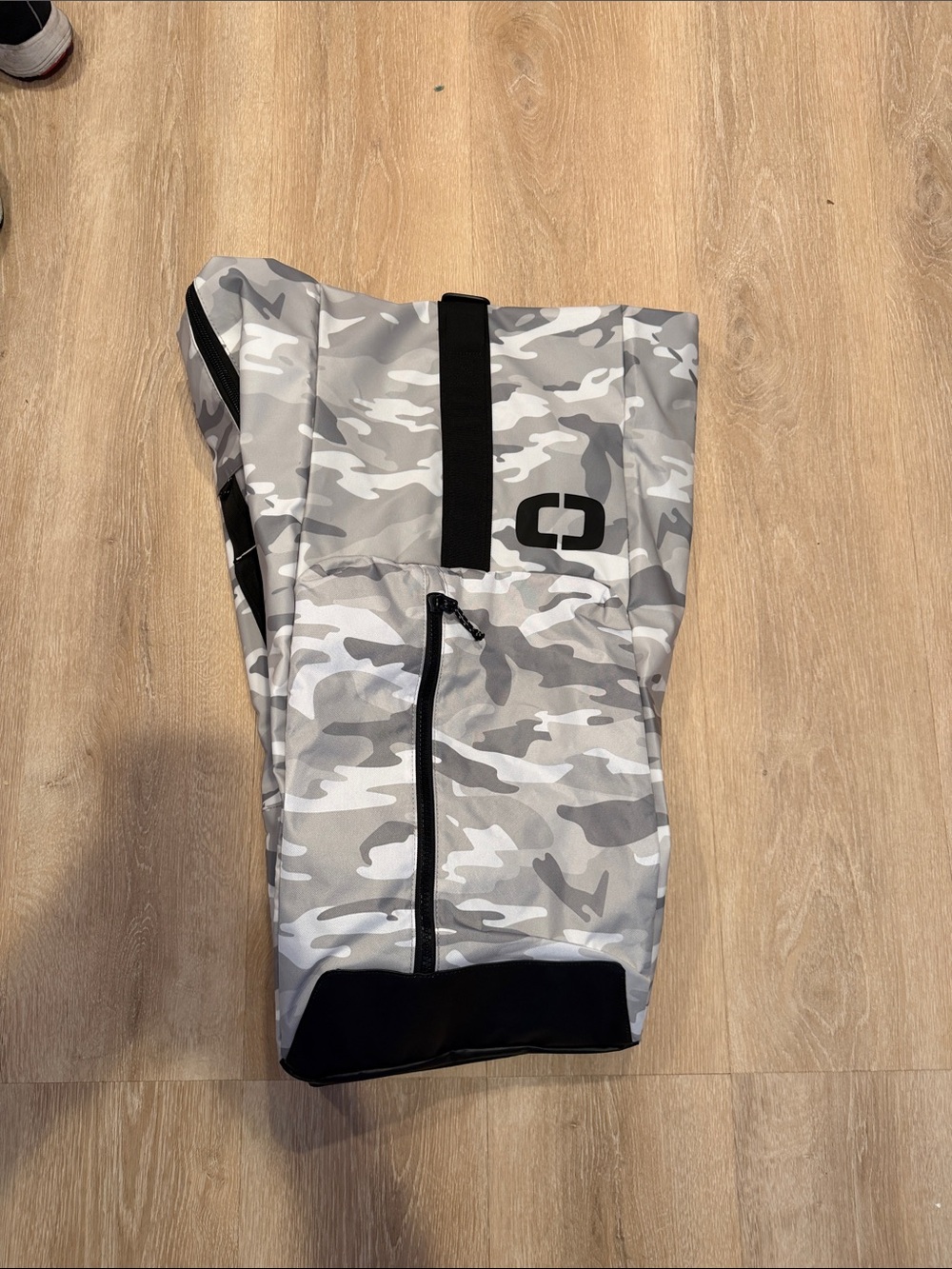 Ogio 90L Utility Dufflebag!